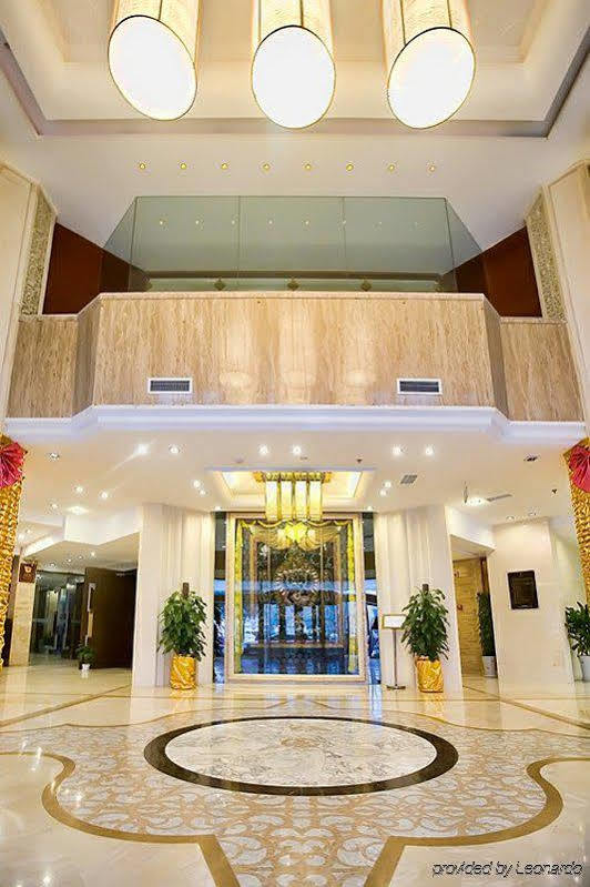 Minshan Lhasa Grand Hotel Chengdu Intérieur photo